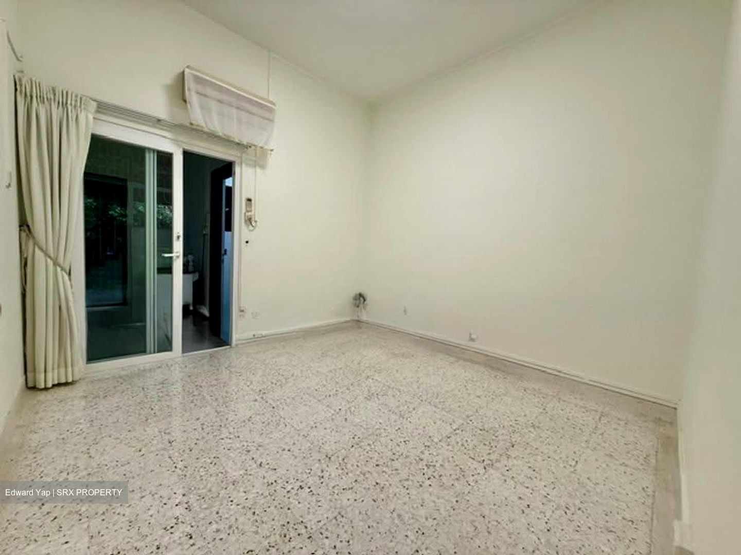 Duchess Garden (D10), Semi-Detached #625589031
